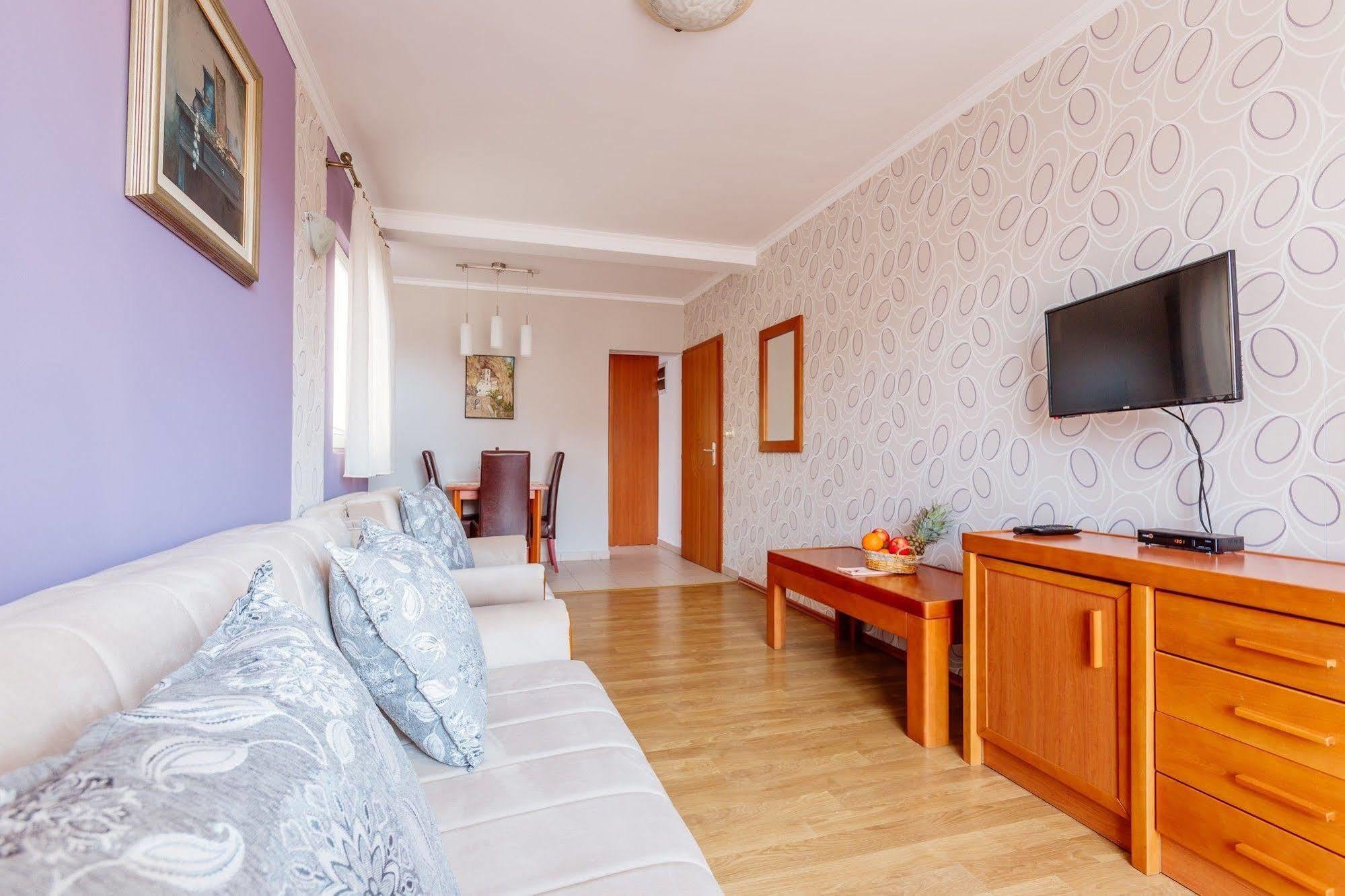 Perper Hotel Донья-Ластва Экстерьер фото